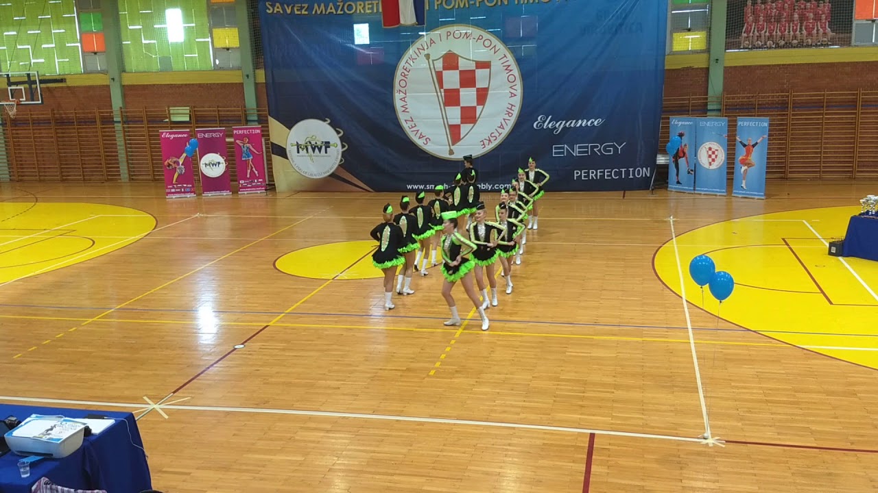 Križevačke mažoretkinje - seniors baton stage 2018