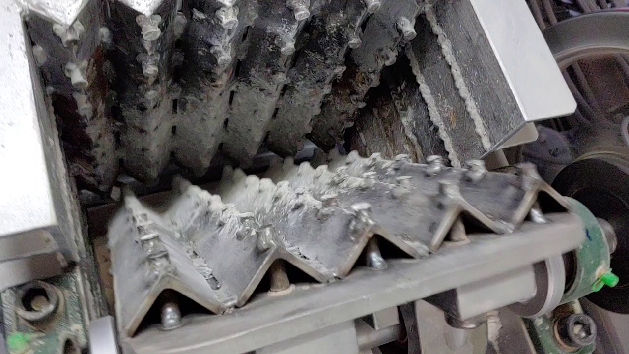 drtič betonu / jaw crusher / дробилка (homemade) part 1