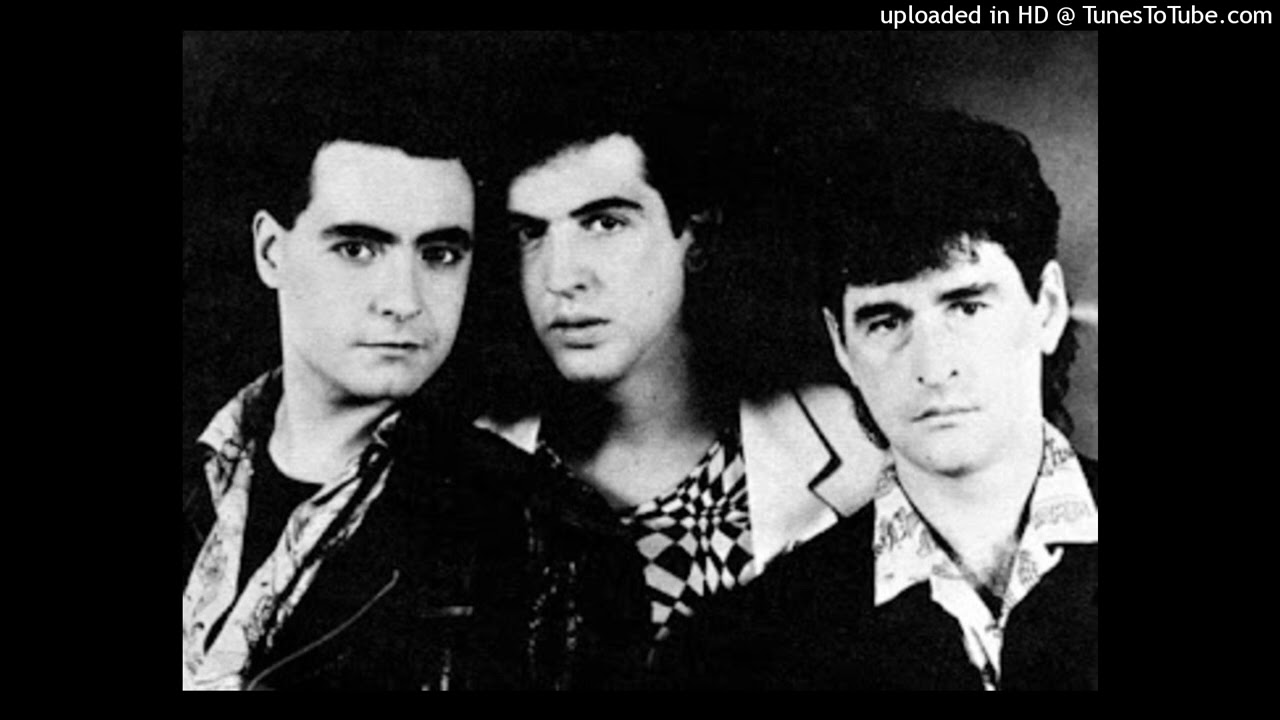 Unknown author - Kiss Of A Vampire