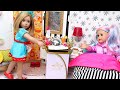 Doll vacation in hotel! Play Toys travel activities