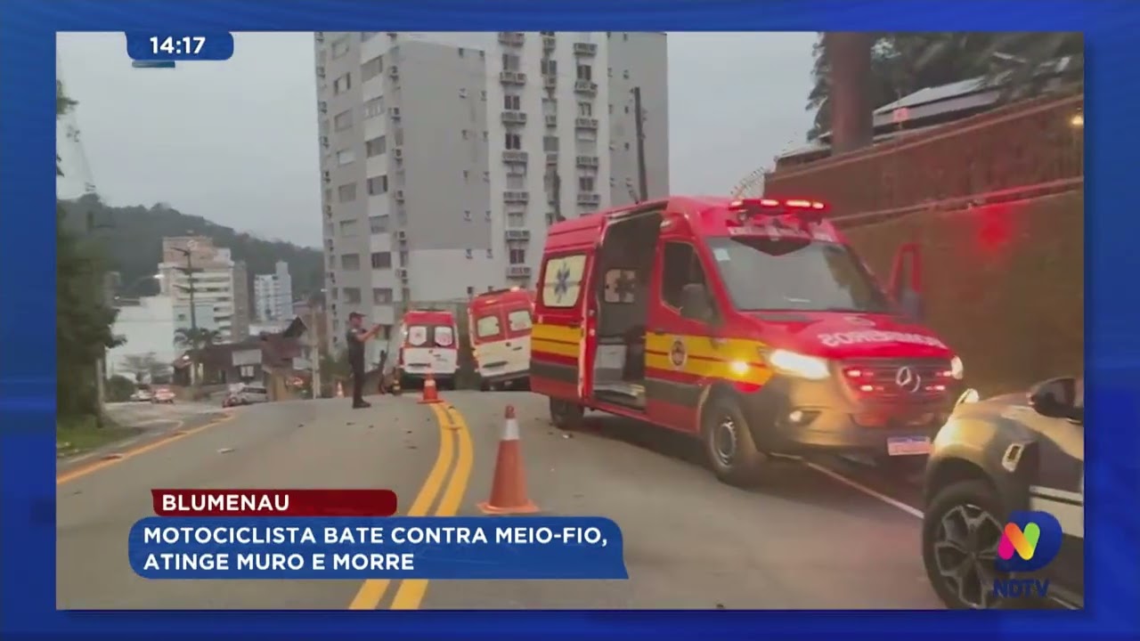 Blumenau: motociclista bate contra meio-fio, atinge muro e morre