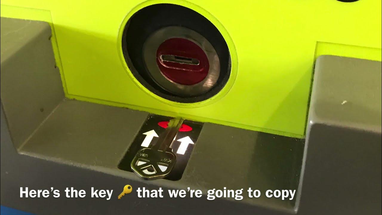 Copying A Key in Just One Minute!Key Kiosk (Machine) at WalmartFlorida,USA YouTube