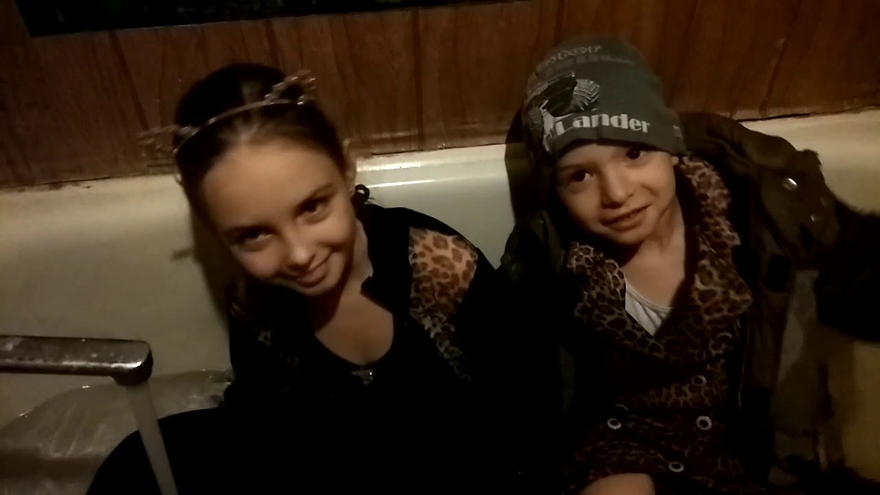 Искупайся в одежде/Безумный челлендж