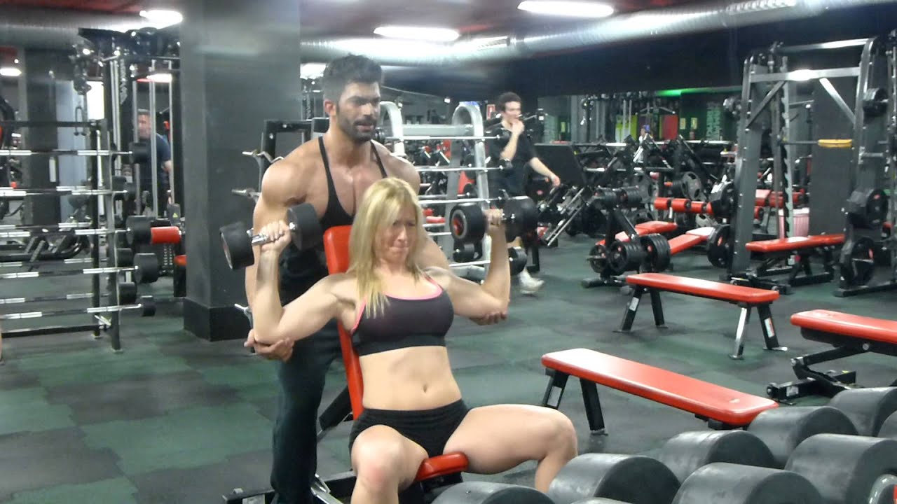 mobility login Ivana Cujova and Sergi Constance shoulders press
