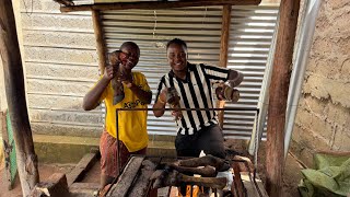 It was Raining🌧️ But Still Had To Cook Cow Hooves Soup The Traditional Way 🐄🍲| African Village Life