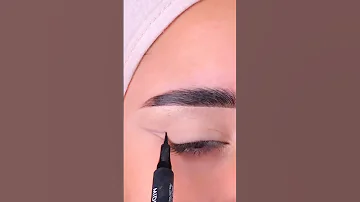 ايلاينر العيون المبطنة 