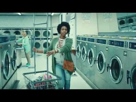 Candy Crush Soda Saga - King Laundrette - TV ad