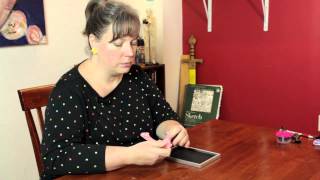 How to Stand a Picture Frame Earring Holder Without a Back : Cool & Functional Crafts