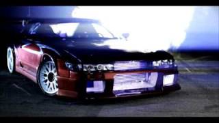 The iPhone 4 Killer (Amazing car drifting and smashing iPhone4)
