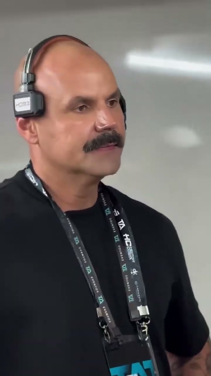 O Safadão investe mesmo.  Kkkk. Até no Fredy