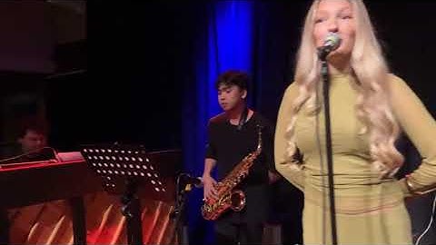 01. At a Local DD (S.Ilyin - A.Kneller) – Tórshavn, Faroe Islands