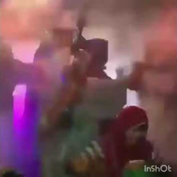 Ibu dugem bawa senjata