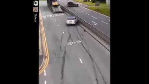 HIGH SPEED POLICE CHASE ON EXPRESSWAY GETS EXCITING / MOST SHOCKING VIDEOS / 2021 BEST / HOW TO MAKE