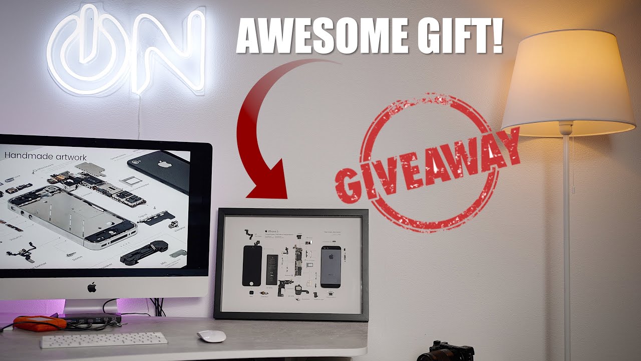 Best geek gift | Original iPhone Teardown Framed Artwork by Xreart