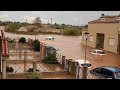 Наводнение в Валенсии: затопленное метро, унесенные автомобили, реки вместо улиц!