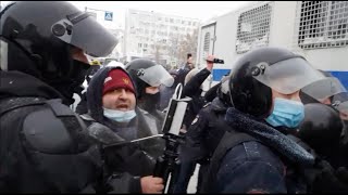 Задержание журналиста Гора Мелконяна на акции в поддержку Алексея Навального 23.01.21 года в Самаре
