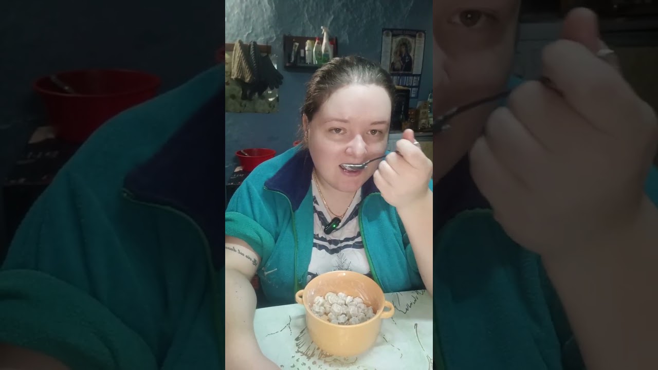 МУКБАНГ мини пельмени/новогодний подарок/показала мой подарок себе на день рождения