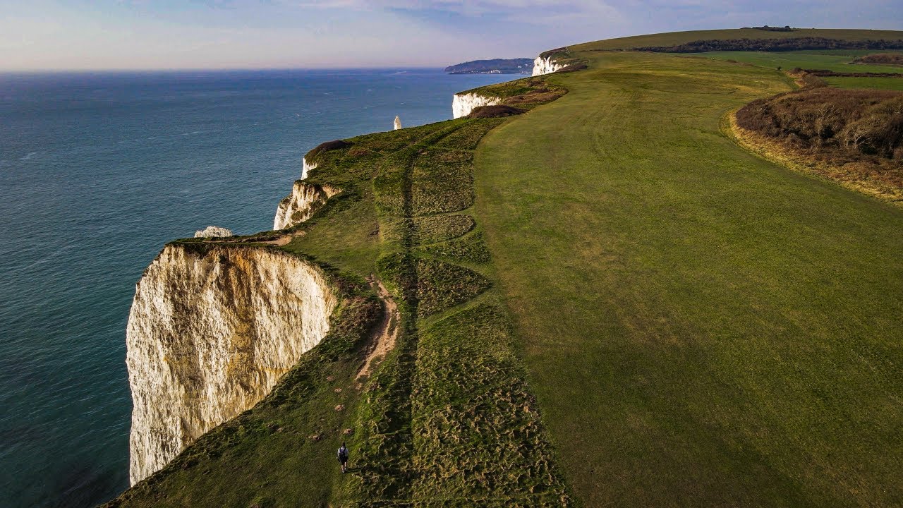 Solo Hiking 15 Miles along Jurassic Coast from Old Harry Rocks at Studland Bay UK (4K)