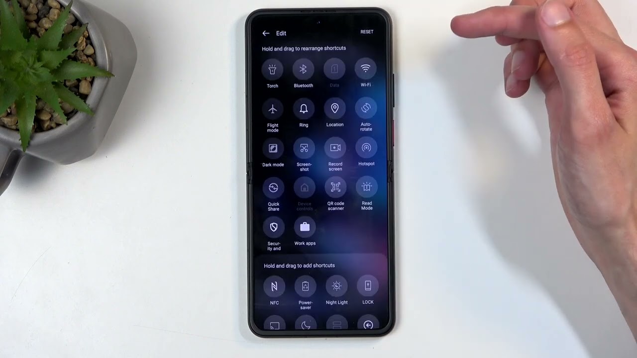 ZTE Nubia Flip 2 – How to Enable Power Saving Mode