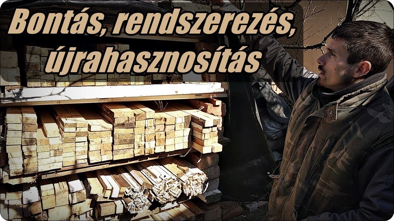 Régi nyílászárók bontása, rendszerezése és újrahasznosítása