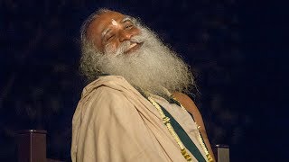 Sadhguru - Hilarious Moments [Funny !!!]