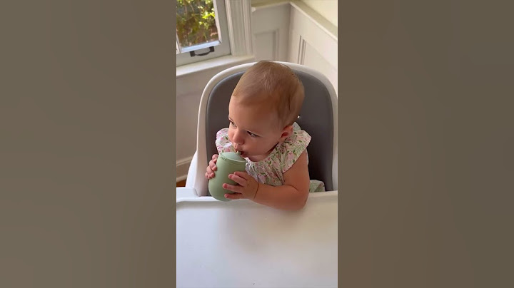 ezpz's Mini Cup and Straw!