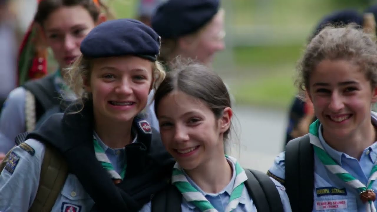 ❤️ QUE VOTRE RÈGNE ARRIVE ! Le CLIP OFFICIEL du PÈLERINAGE de CHARTRES 2025 !