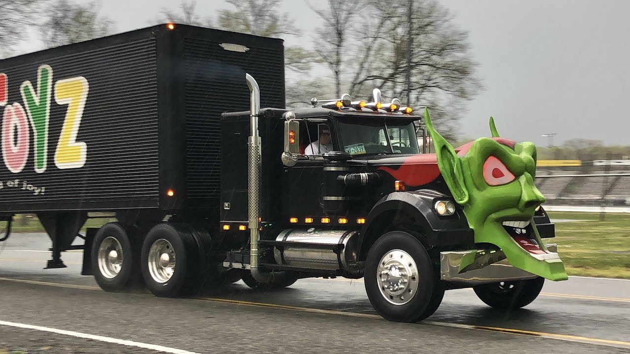 Slick Rides & Customs At The 2023 LargeCarMag Meet YouTube