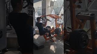 Lat Pull Down. 340 Pounds. 154 Kgs. Bw 90 Kgs. 70125.