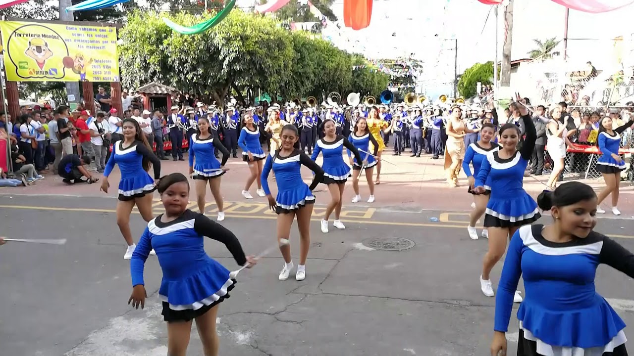 BANDA EL SALVADOR GRANDE COMO SU GENTE