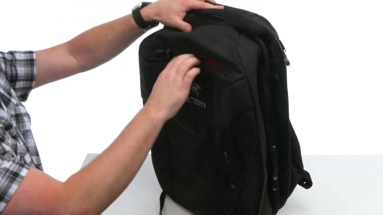 blade 30 backpack