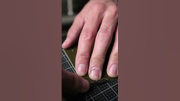 Edge Beveling #leatherasmr #leatherwork #leathercraft #leathertools #handmade #asmr