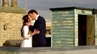 Martin And Staceys Romantic Rooftop Moment - Eastenders
