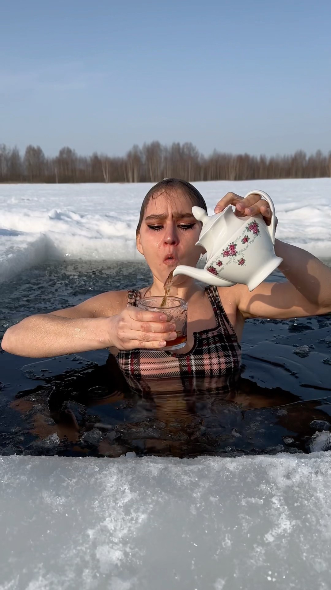 ?☕️? #ice #icequeen #mermaid #snowqueen #winter #iceprincess #winterqueen