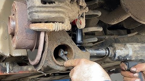 Passat B5,5 Cum schimb telescoape spate, How to Change Rear Shock Absorber on Passat B5,5