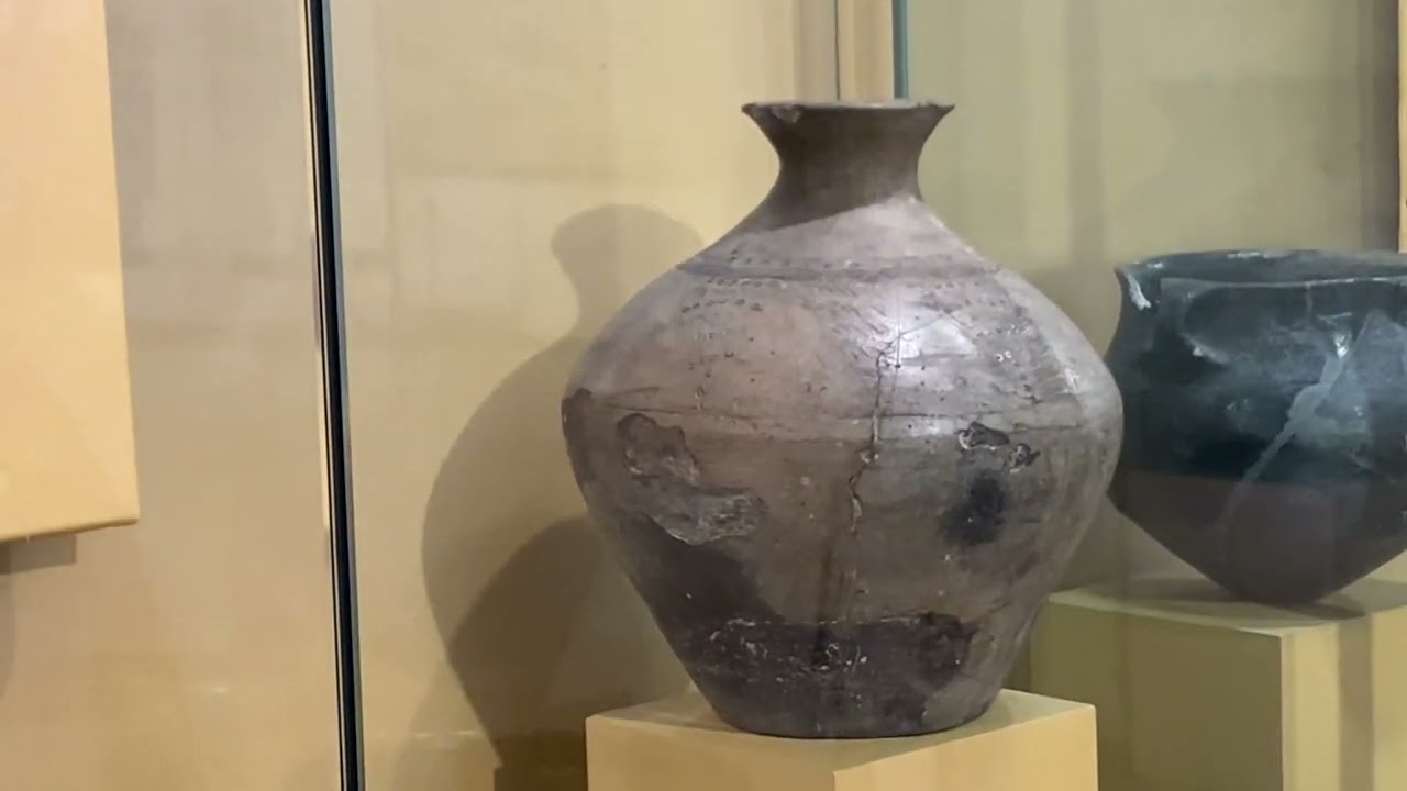 Армения/Ереван: музей истории Еревана - YouTube