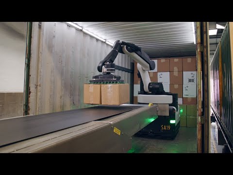 Introducing Multipick for Stretch | Boston Dynamics