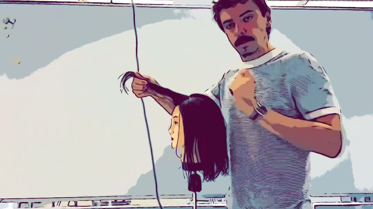 Rechter Haltewinkel föhnen mit der Rundbürste