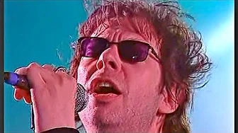 Echo and the Bunnymen - Lips like Sugar - Scotland 2005 HD Echo and the Bunnymen - Lips like Sugar - Scotland 2005 HD