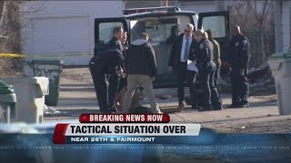 Milwaukee man holds 9-year-old son hostage in tense police standoff
