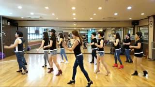Hold Me Back Line Dance (Maddison Glover)Easy Intermediate
