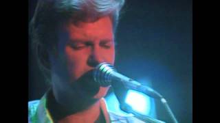 Barclay James Harvest - Victims Of Circumstance - 06 - Paraiso Dos Cavalos (HQ).mp4