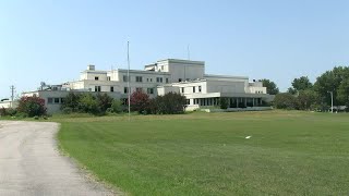 Old Kennett Hospital deemed dangerous.