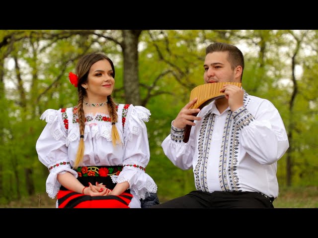 Daria Gâdea și Radu Dinescu - Măi bădiță sibian | NOU class=