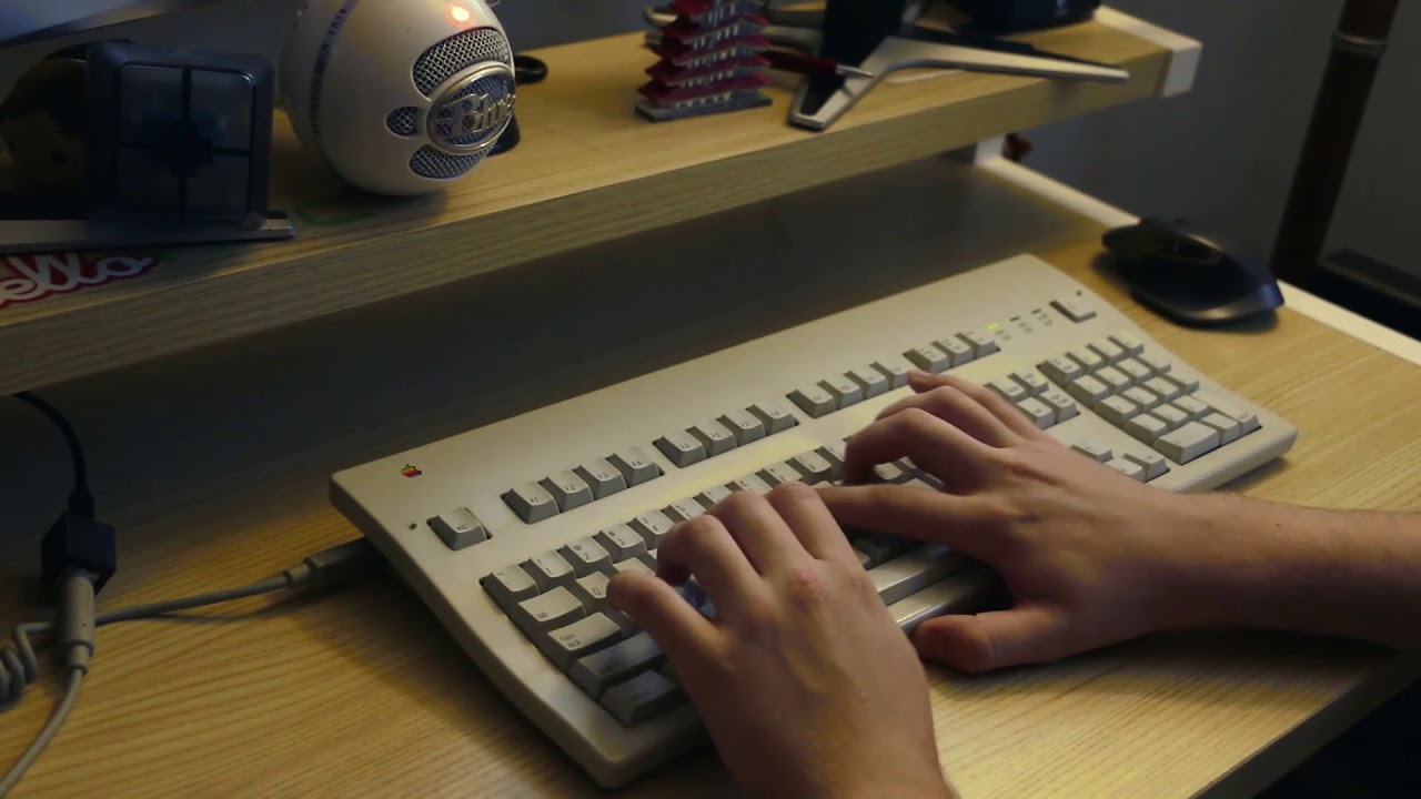 Apple Extended Keyboard II Typing Demo (Dampened Cream Alps) - YouTube