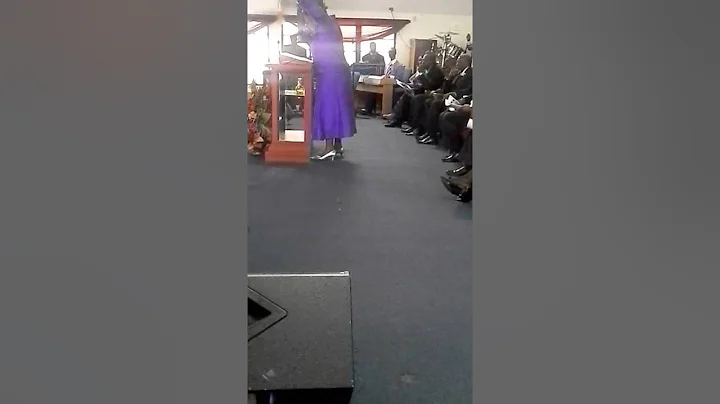 Minister Sandra Saunders