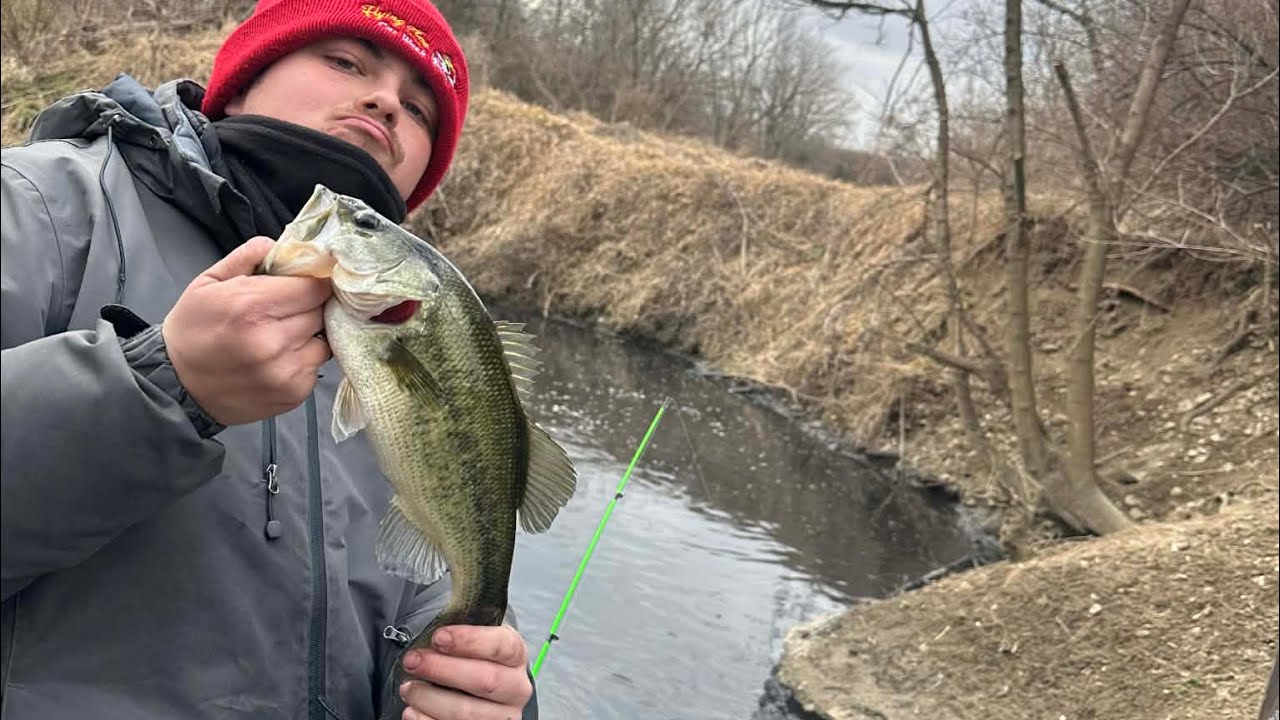 Cold weather fishing in Ohio creeks!!! 