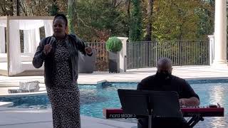 Video thumbnail of "Le'Andria Johnson Sings I Love You Lord Today"