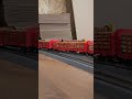Rückfahrt des beladenen Holzzuges, mit zwei Gigawoodwagen im Schlepp. Die wurden wohl mit überführt.
