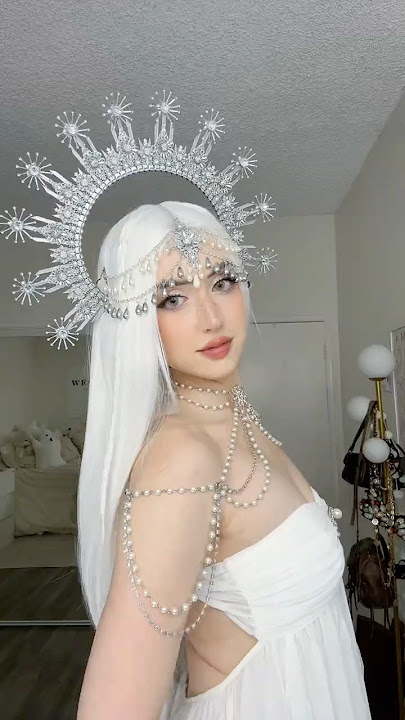 DAY 16 of 31 days of Halloween costumes!!